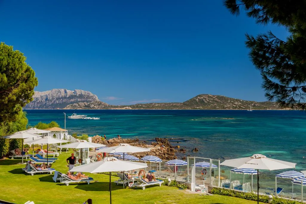 Terrace, The Pelican Beach Resort & Spa - Adults Only, Olbia