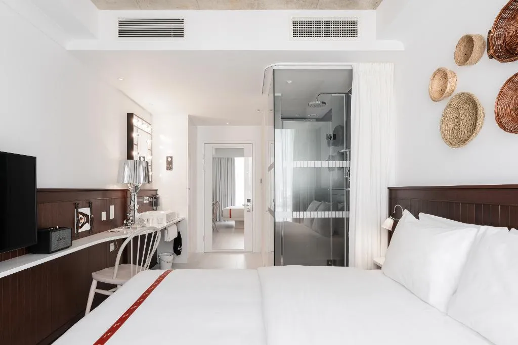 DOUBLE ECONOMY Room, Ruby Molly Hotel Dublin by IHG, Dublin