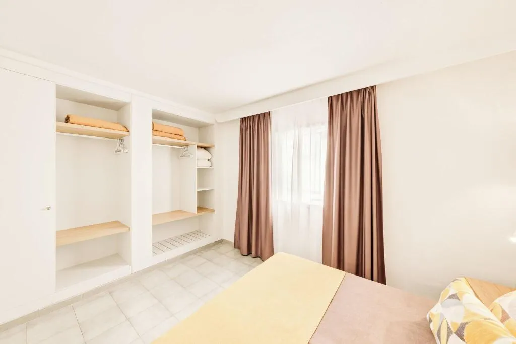 APARTMENT TWO BEDS Room, Vista Club, Majorca