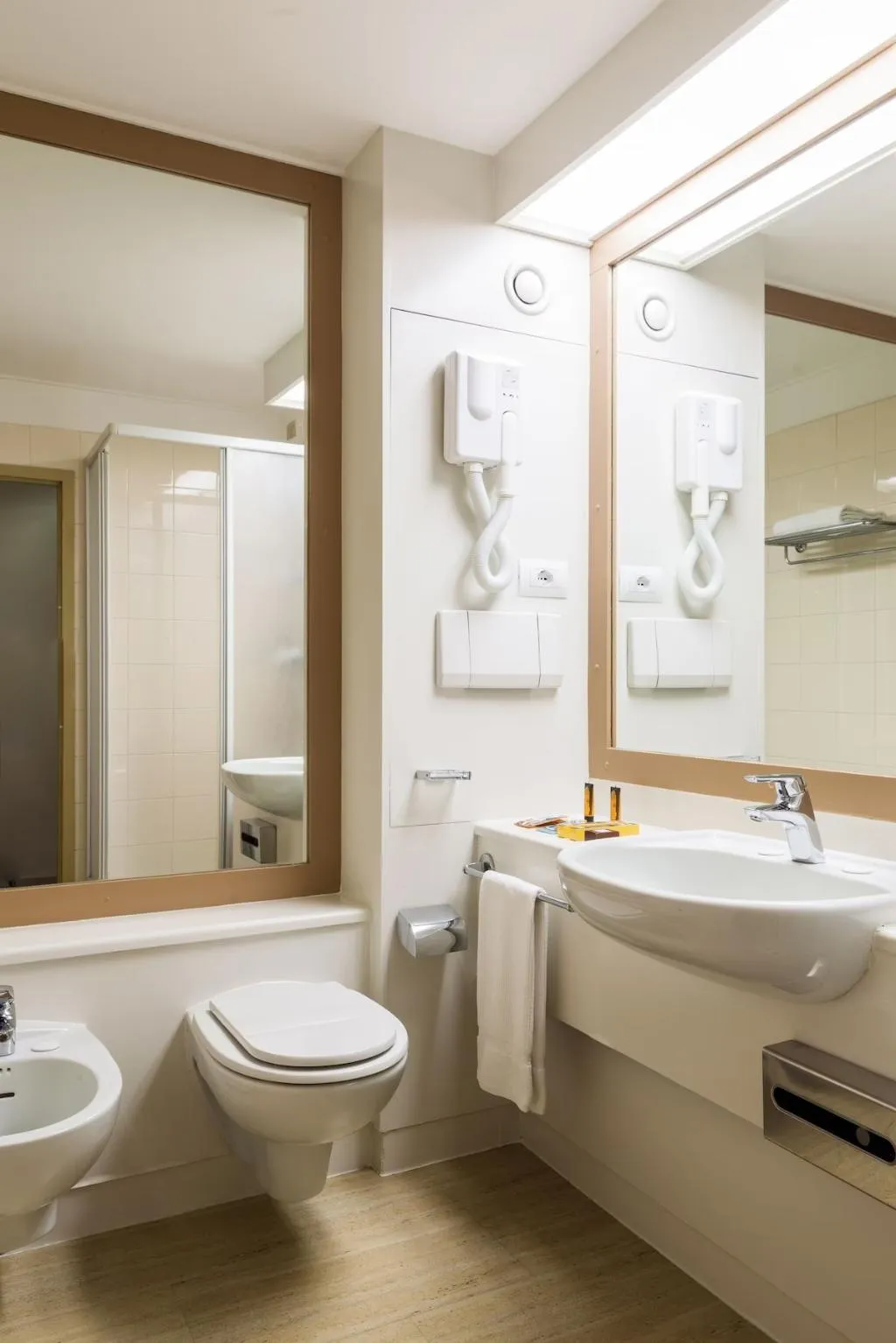 Room, B&B Hotel Milano Portello, Milan