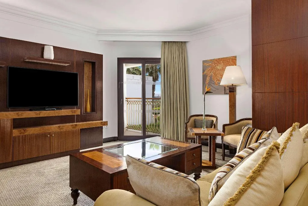 JUNIOR SUITE STANDARD Room, Hilton Luxor Resort & Spa, Luxor