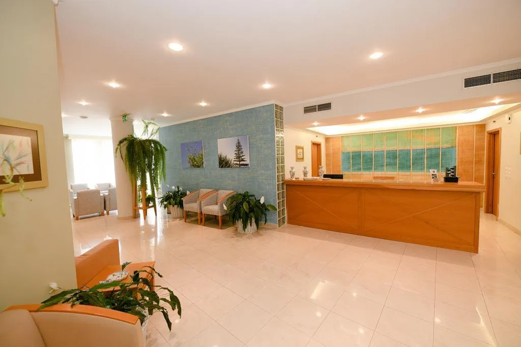 Lobby, Do Campo, Madeira
