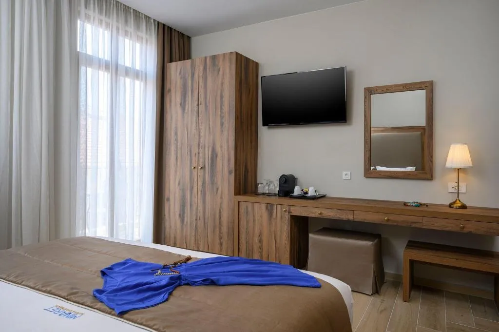 Room, Minaret Suites & Apartments, Crete