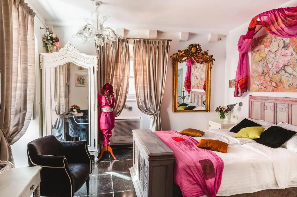 Room, Prijeko Palace, Dubrovnik