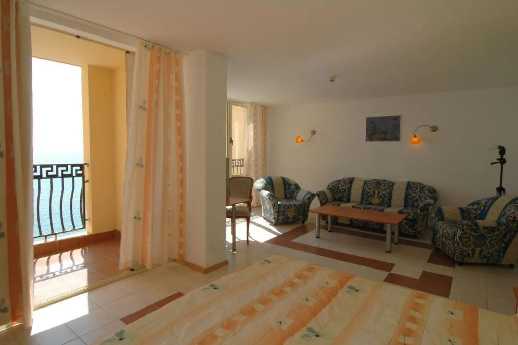 Room, Royal Bay, Bourgas