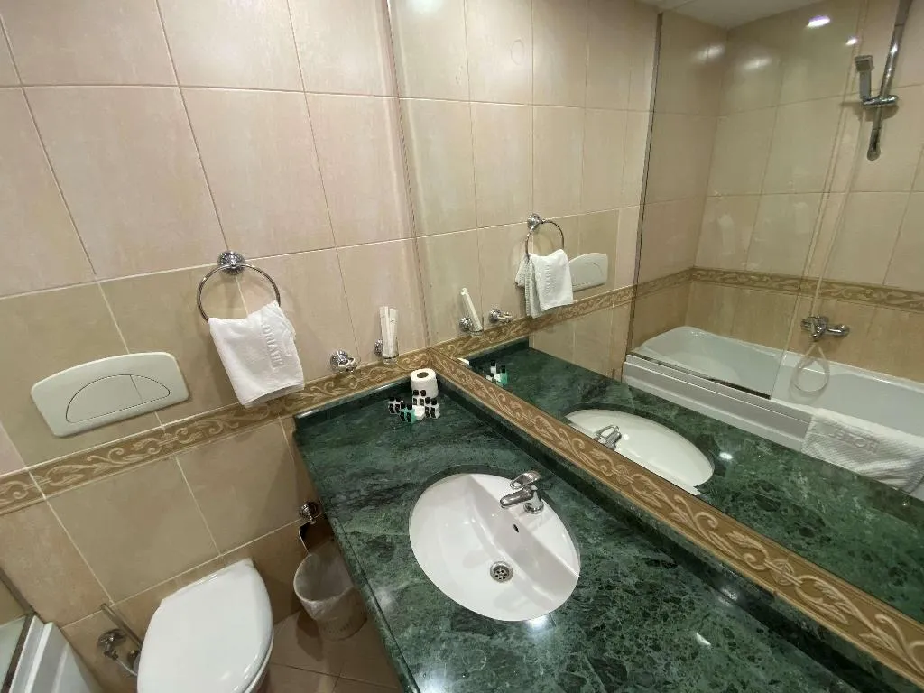 QUADRUPLE SUPERIOR Room, Adriatik Hotel BW Premier Collection, Durres