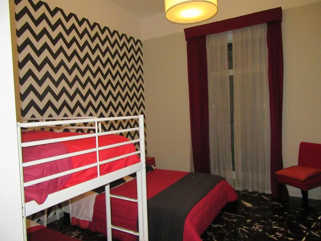 Room, B&B Rettifilo, Naples