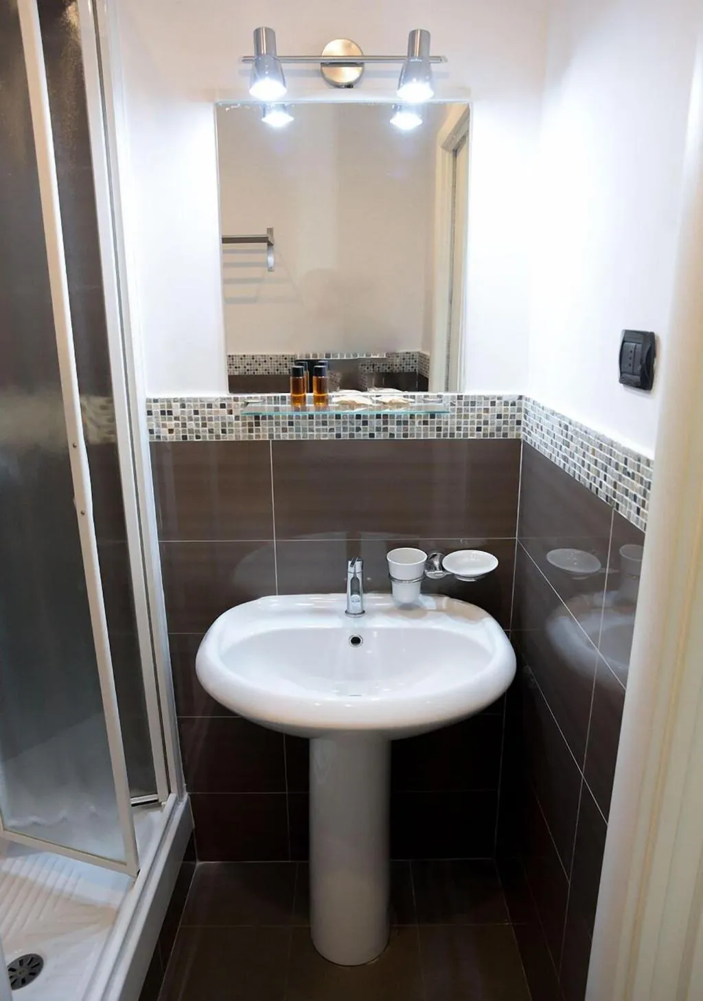 Room, Few Steps From Colosseum, Naples