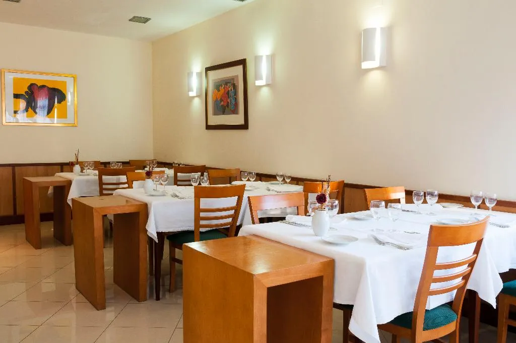Restaurant, Nelas Parc, Porto