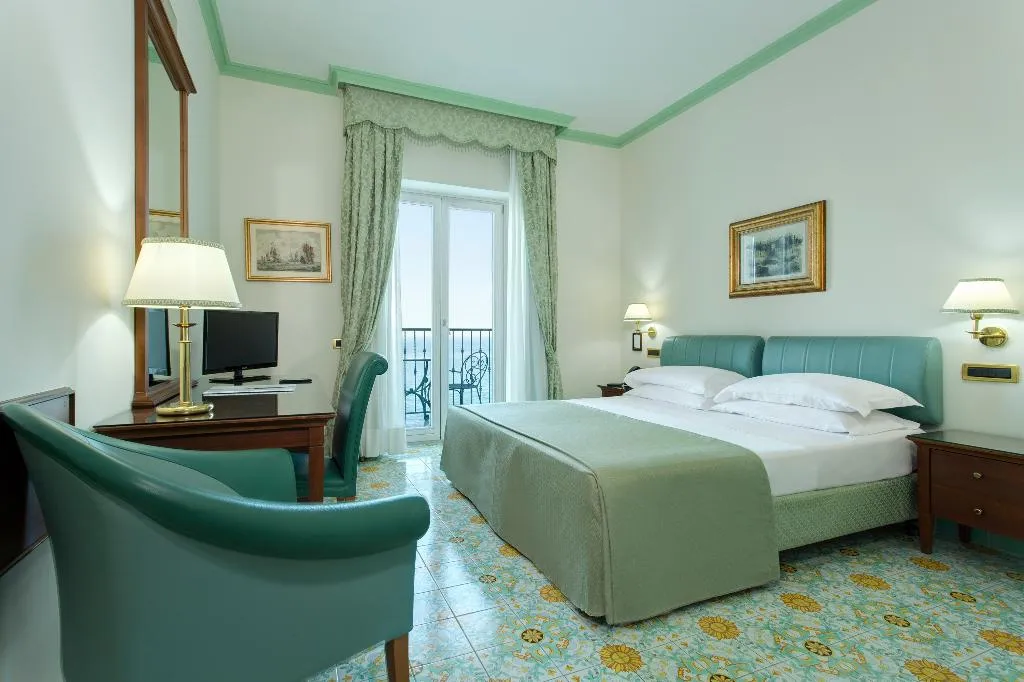 DOUBLE STANDARD Room, Lloyd's Baia, Naples