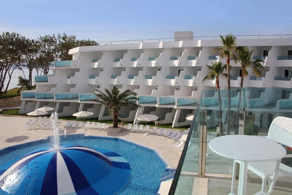 Room, Iberostar Waves Playa de Muro, Majorca