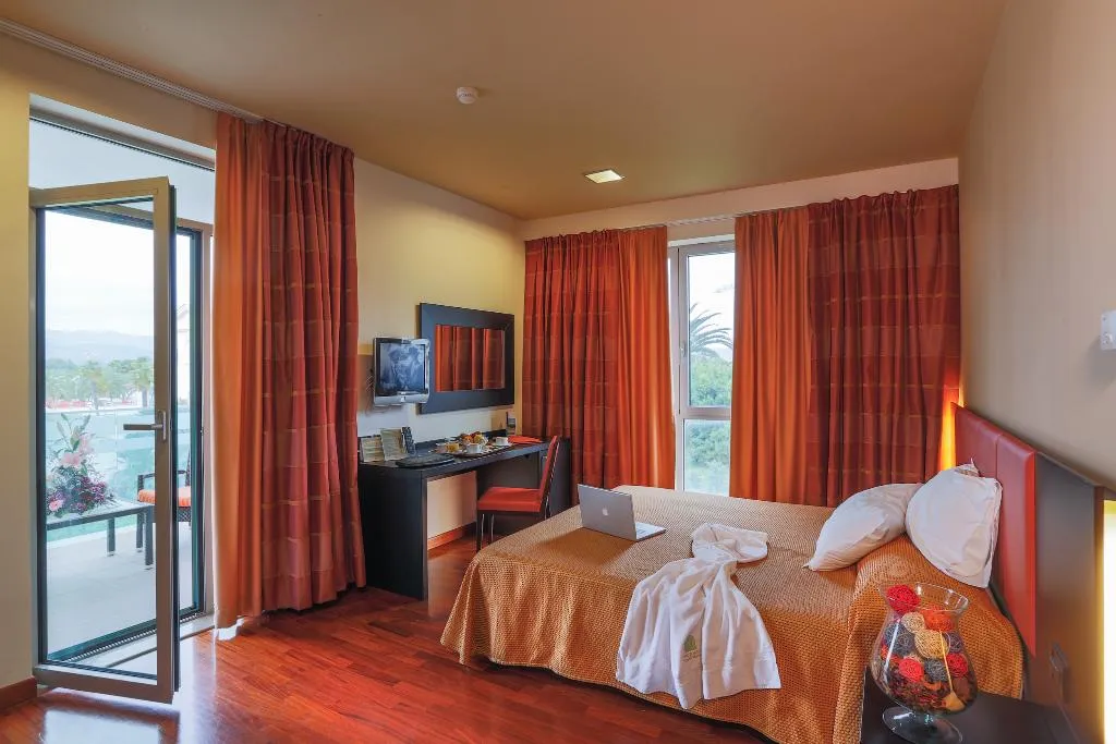 DOUBLE SUPERIOR Room, Victoria Terme Hotel, Rome