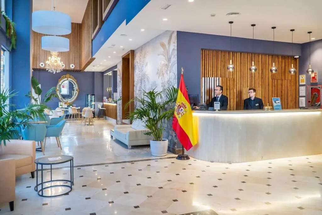 Lobby, Cadiz Plaza affiliated by Senator, Costa De La Luz
