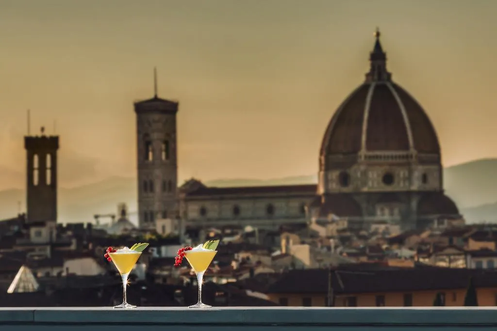 Terrace, Plaza Lucchesi, Florence