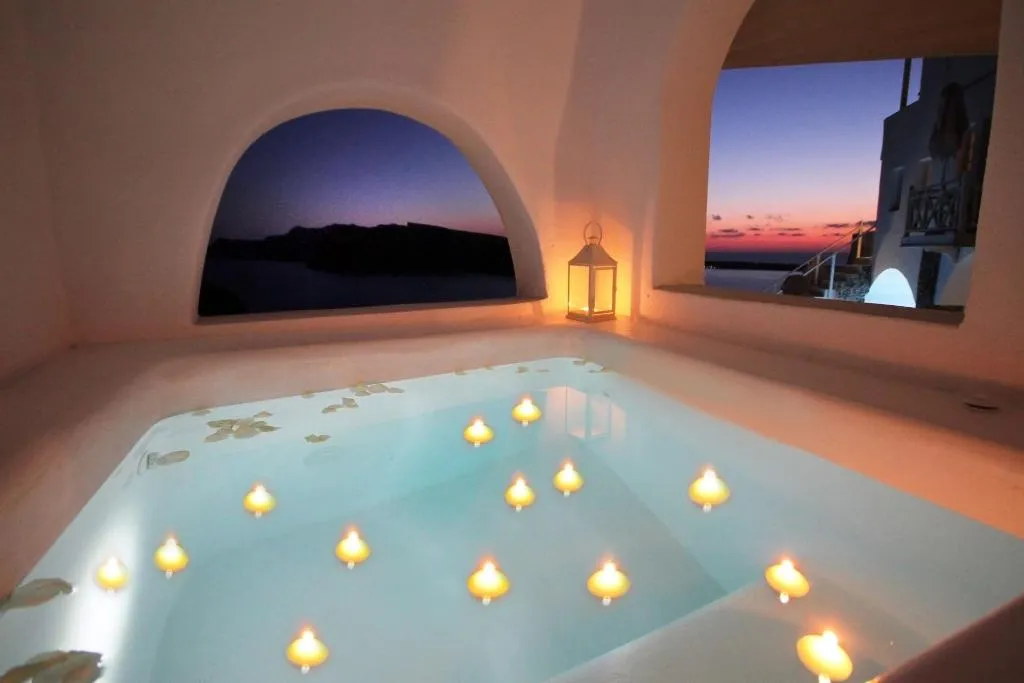 CAVE SEA VIEW HONEYMOON Room, Oia Mare Villas, Santorini