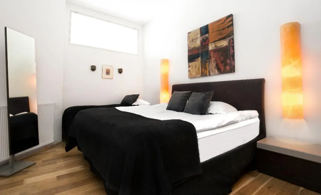 APARTMENT TWO BEDROOMS Room, Mani Apartments, Reykjavik