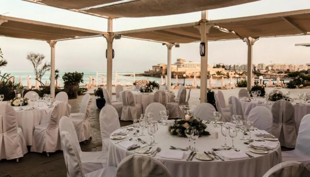 Restaurant, Radisson Blu Resort, Malta St. Julians, Malta