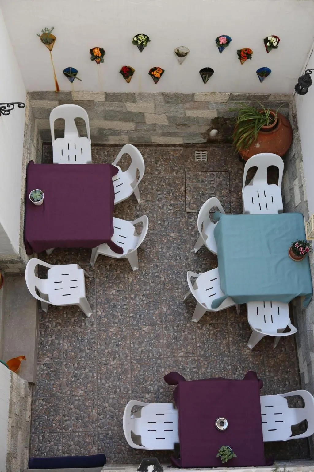 Terrace, Eolya Konukevi, Izmir