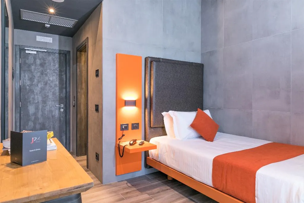 SINGLE STANDARD Room, J24 Hotel Milano, Milan