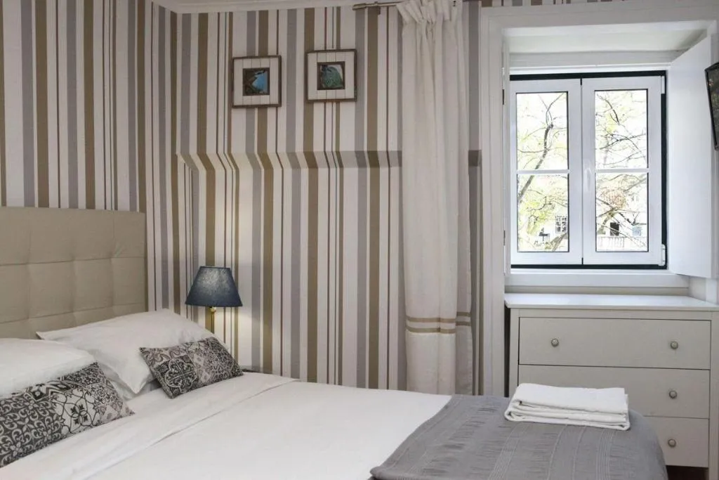 Room, Flores Guest House, Lisbon