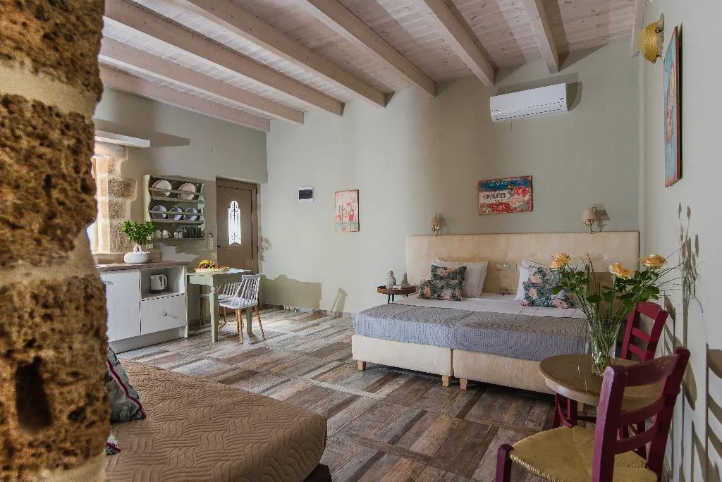 JUNIOR SUITE CAPACITY 3 Room, Sarpidon Apartments, Crete