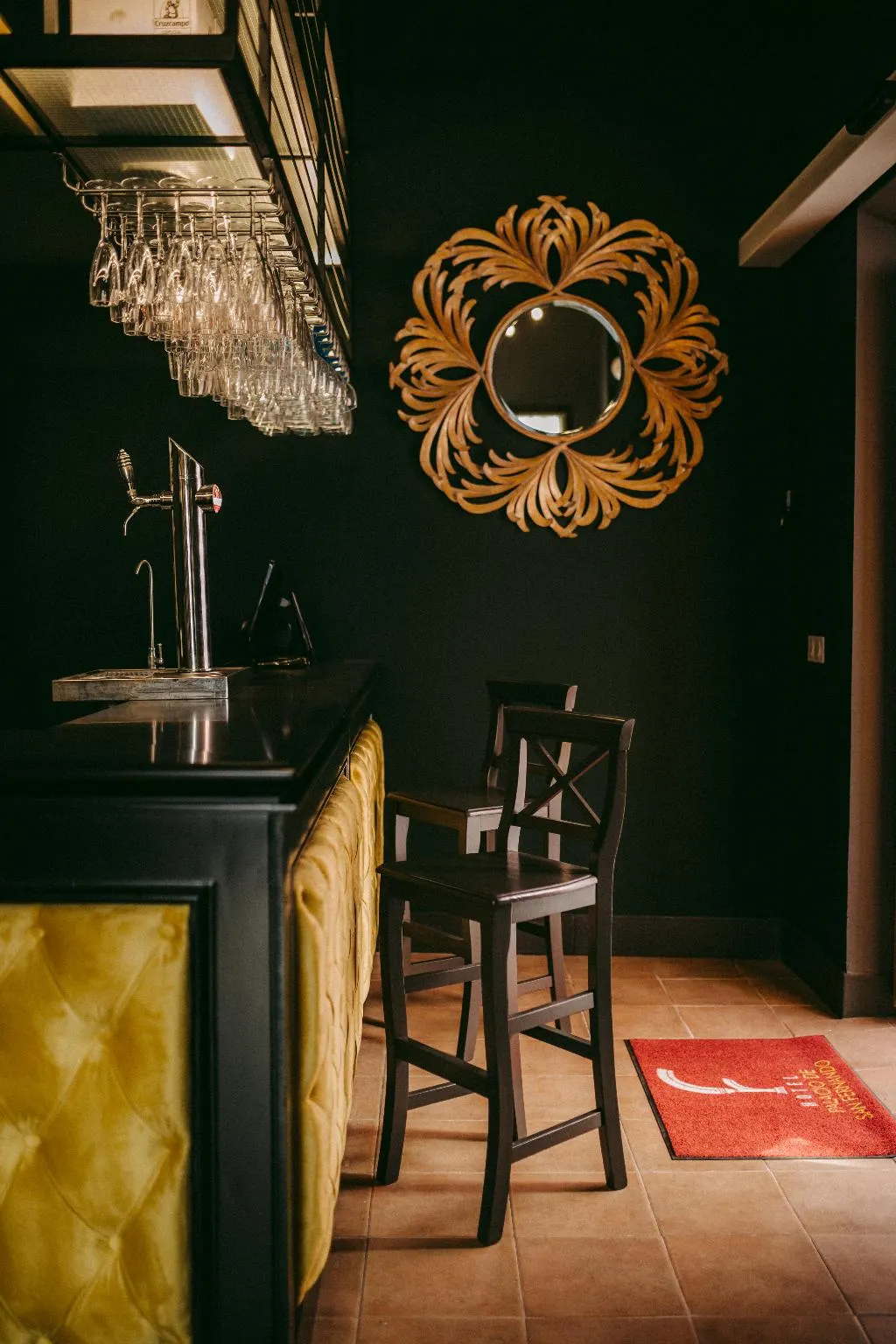 Bar, Palacio San Fernando, Andalucia