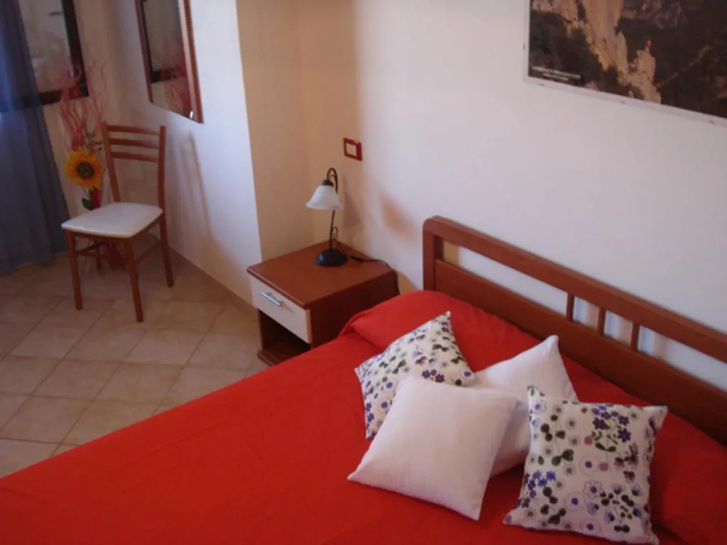 APARTMENT CAPACITY 6 Room, Residenza sul Mare, Cagliari