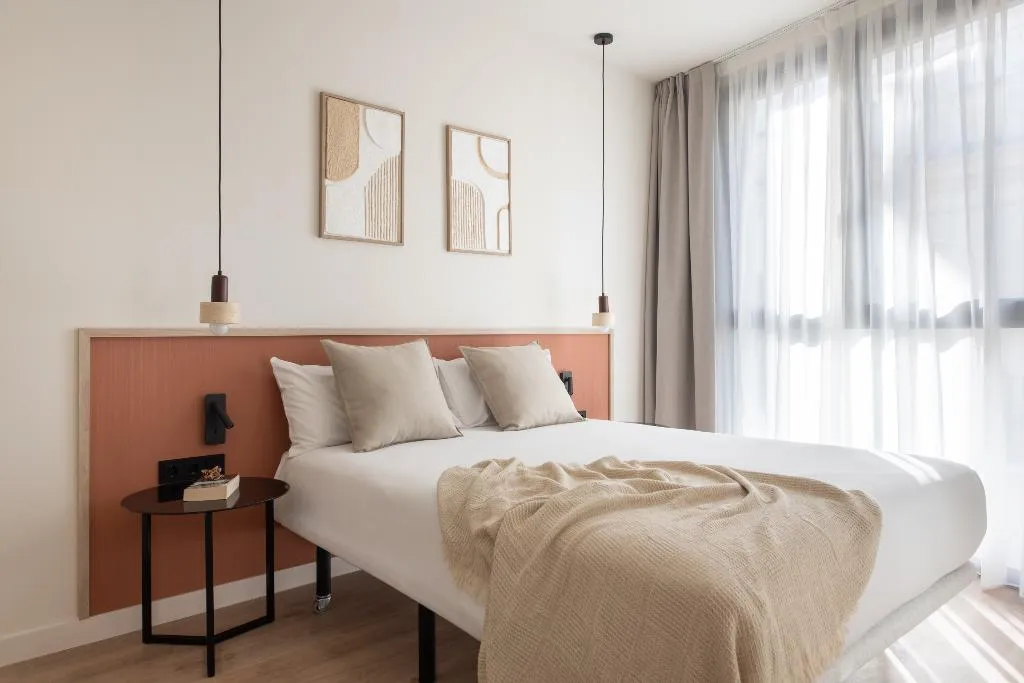APARTMENT ONE BEDROOM Room, Libere Seville Plaza Nueva, Seville