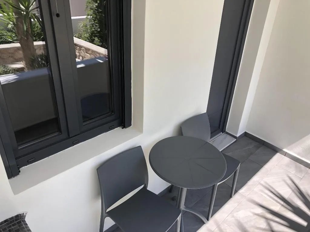 Room, Dragonfly Villas, Santorini