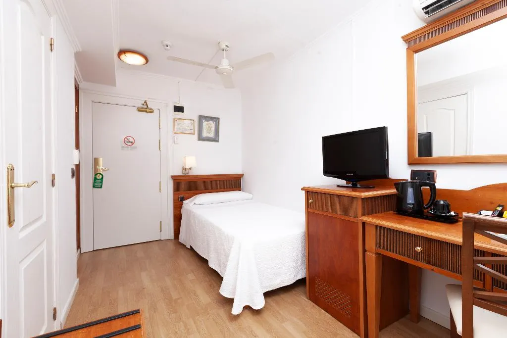 SINGLE WITH BALCONY Room, Hotel Araxa - Adults only, Majorca