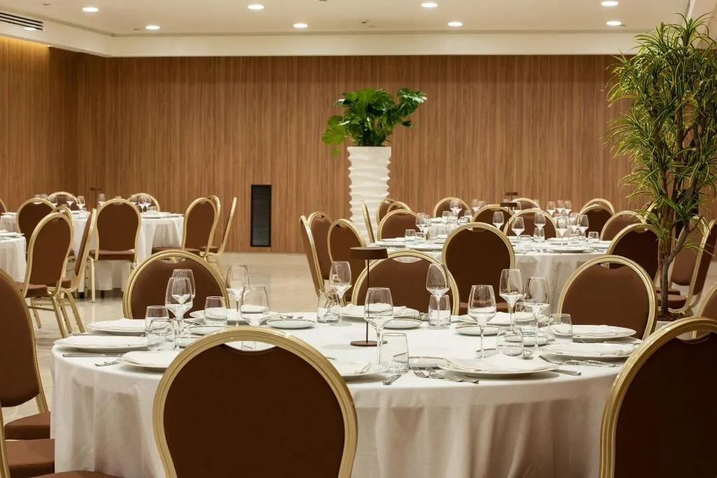 Conferences, Gold Tower Lifestyle Hotel, Naples