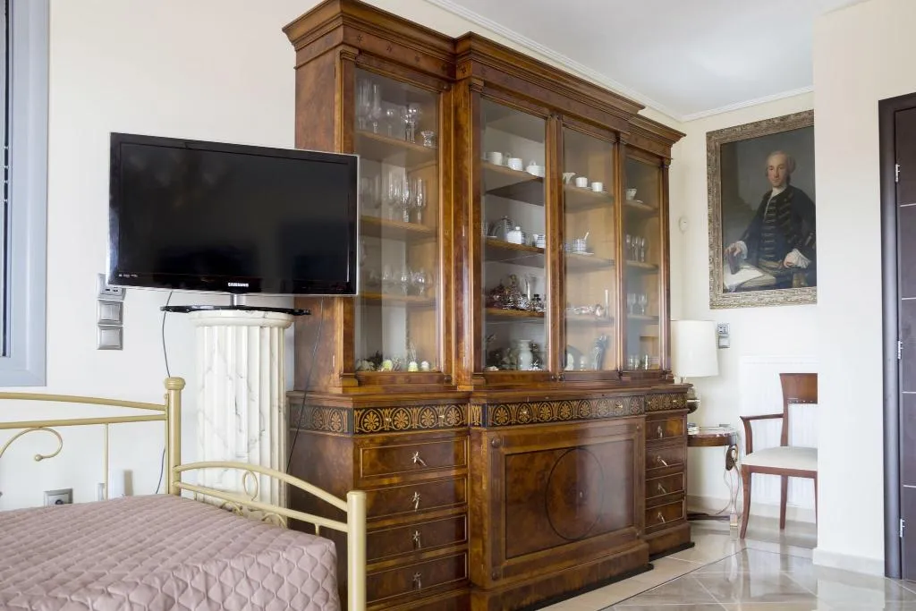 STUDIO SEA VIEW Room, Villa d'Irene - near Athens airport, 200 meters fr, Athens