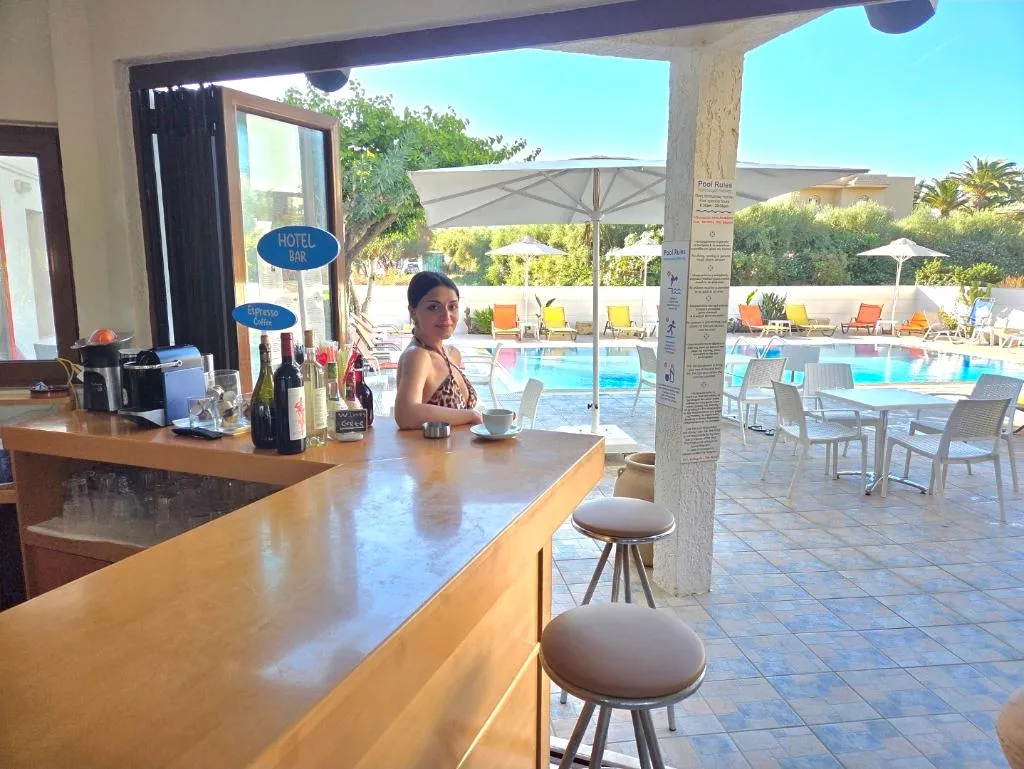 Bar, Archontiko Hotel, Crete