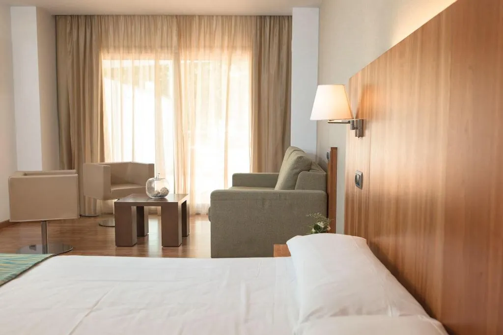 SUITE WITH DOUBLE BED Room, RVHotels Nautic Park, Costa Brava