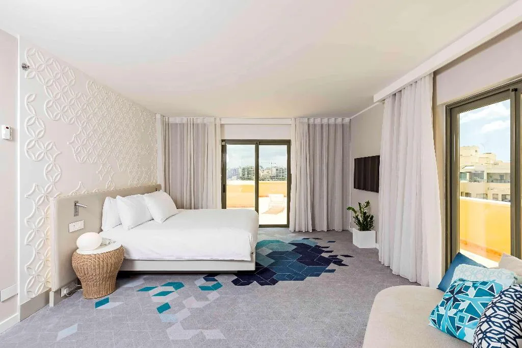 Room, Hilton Malta, Malta