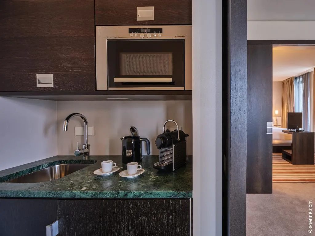 SUITE DELUXE Room, Dorint Kurfürstendamm Berlin, Berlin