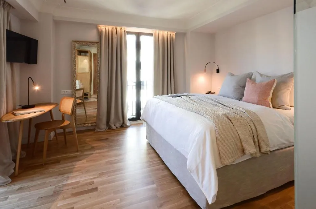 DOUBLE WITH VIEWS Room, Niche Hotel Athens, Athens