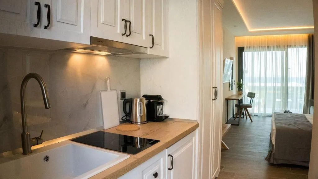 Room, Costa Domus Blue Luxury Apartments, Thessaloniki