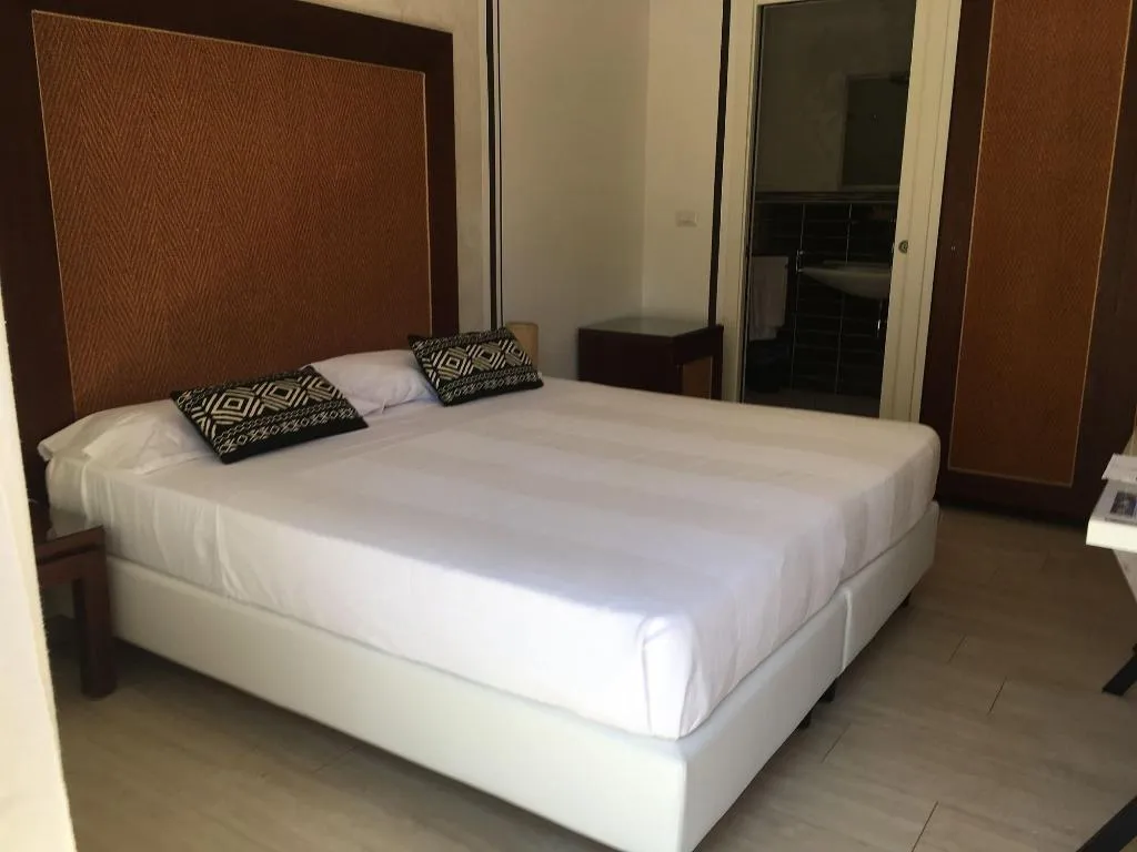Room, Cala Rosa Club Hotel, Alghero