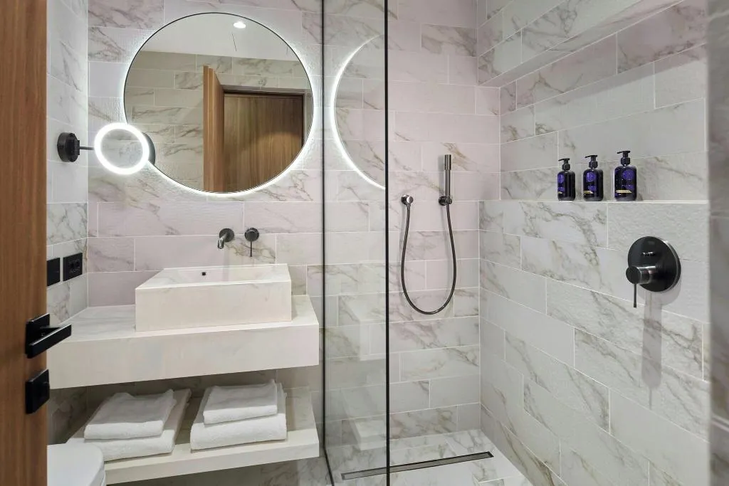 DOUBLE DELUXE KING BED Room, Cardo Roma Autograph Hotel, Rome