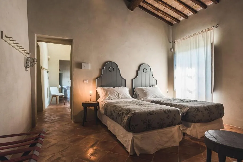 Room, Nikis Resort, Umbria