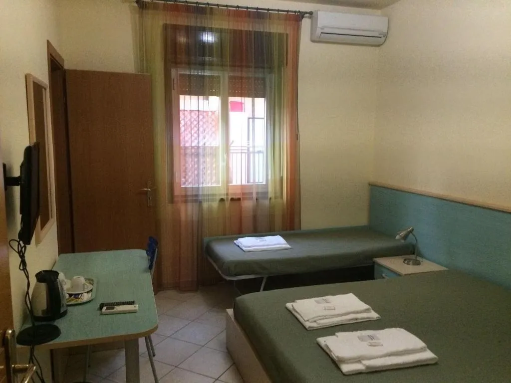 Room, B&B Arcadias, Catania