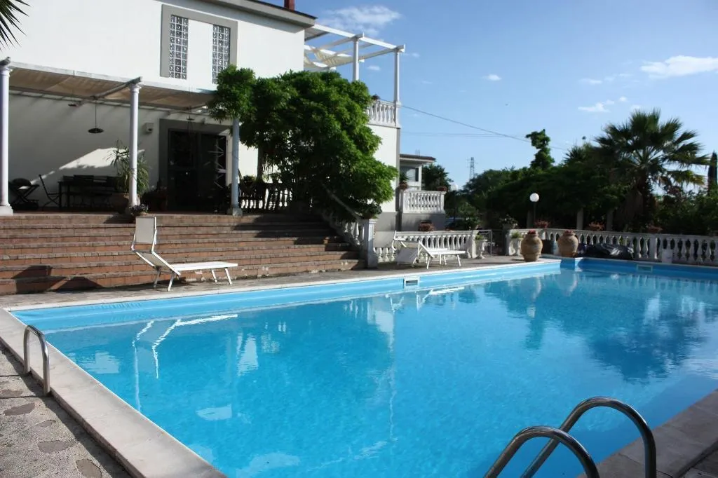 Sports and Entertainment, b&b la marchesa, Naples