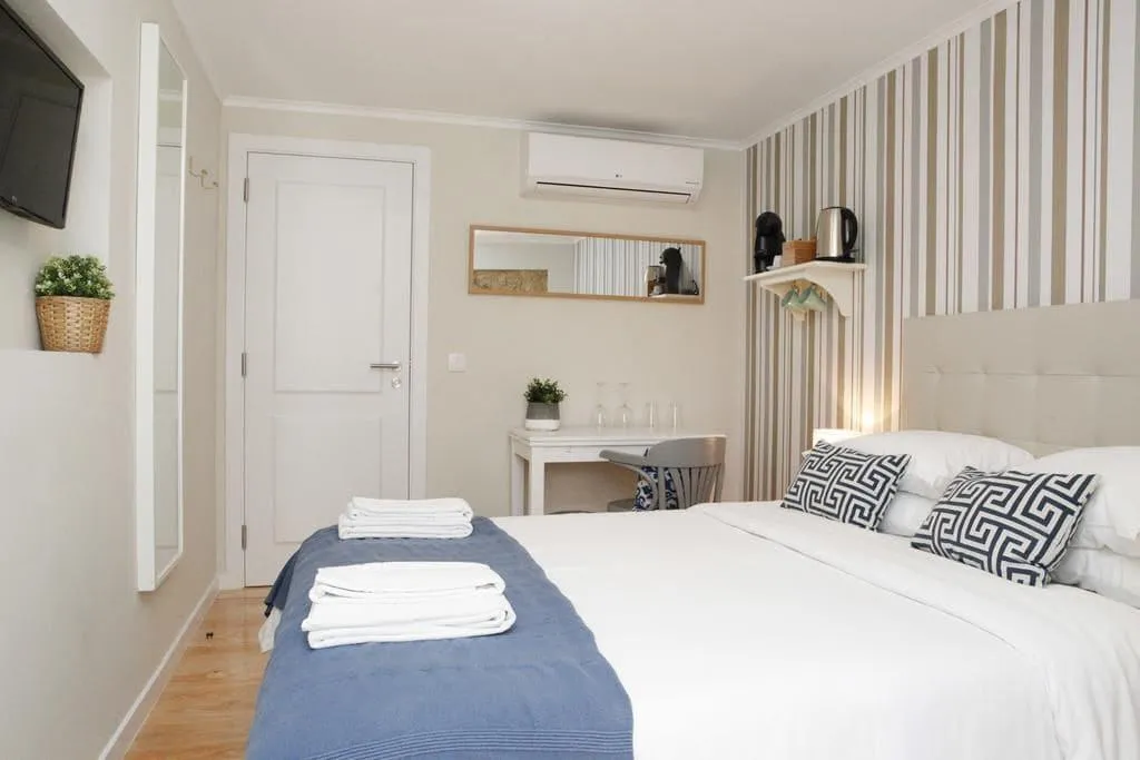 Room, Flores Guest House, Lisbon