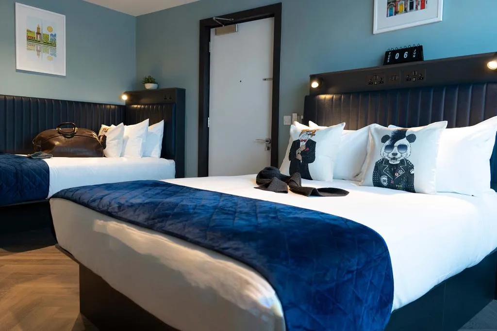 TRIPLE CLASSIC Room, Dublin One Hotel, Dublin