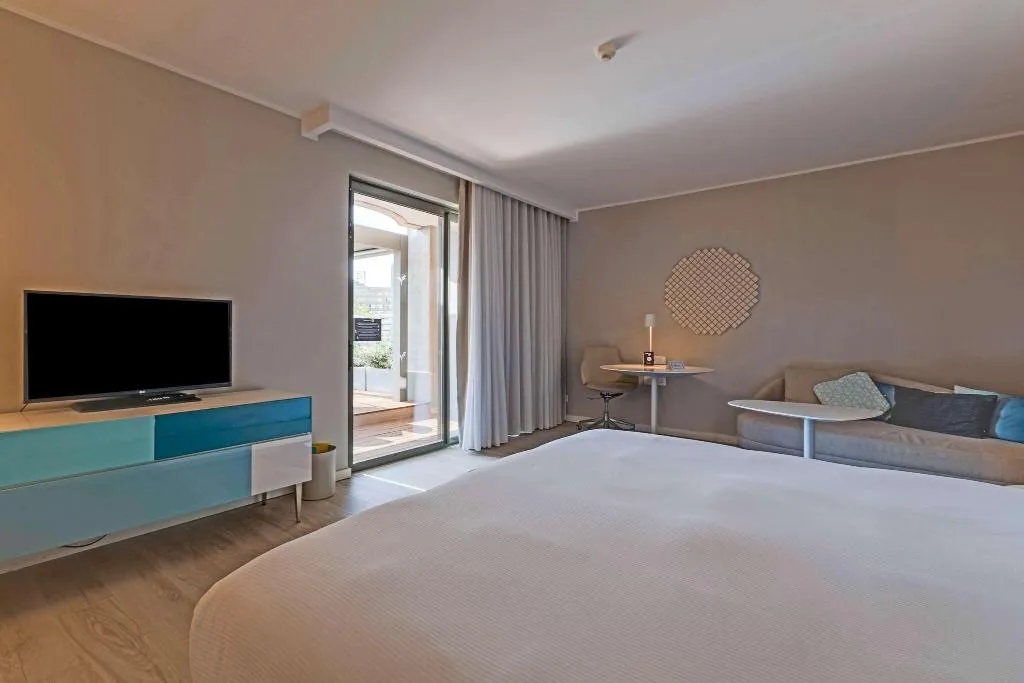 Room, Hilton Malta, Malta