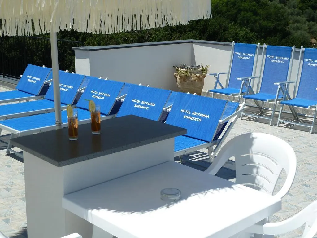 Pool, Hotel Britannia, Naples