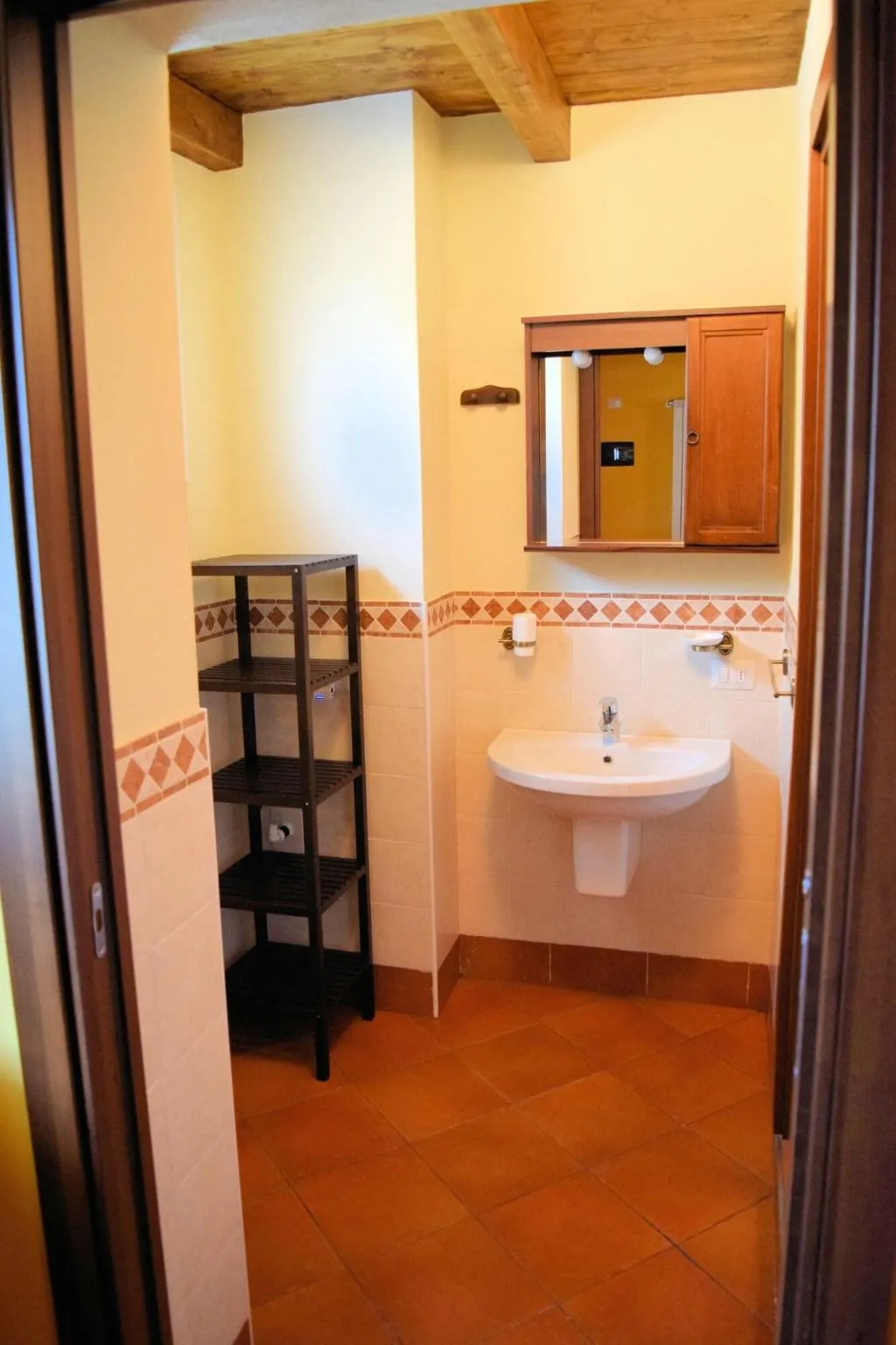 Room, Corte Certosina, Milan