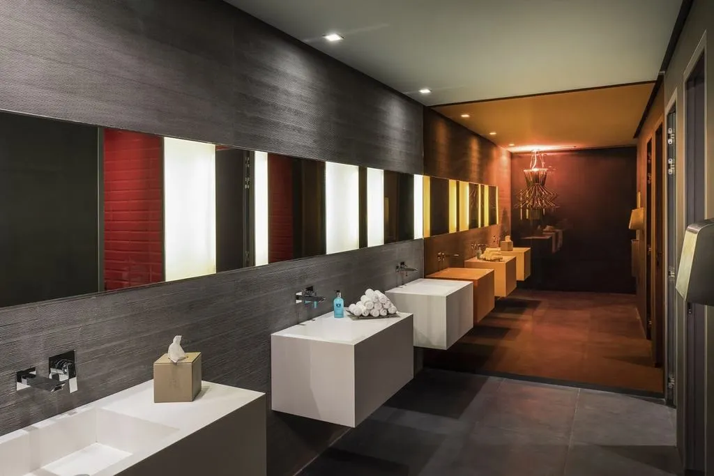 Sports and Entertainment, The Act Hotel, Dubai