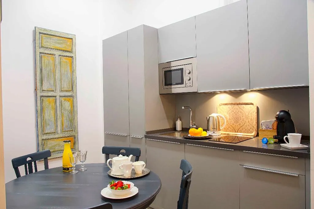 APARTMENT GRAND DELUXE Room, Overland Suites Catedral Luxury Apartments, Seville
